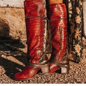 Freebird red croc coal boots. Sizev10